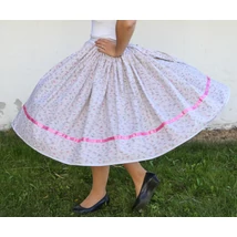 Borsika Portéka -Drapp-rózsaszín rózsás, EXTRA PÖRGŐS, villantós néptáncos szoknya (440 cm körben, 3 széhossz)