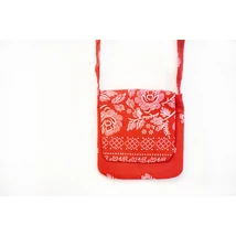 Bordűrös pirosfestő mintájú táska Bordűrös pirosfestő mintájú táska